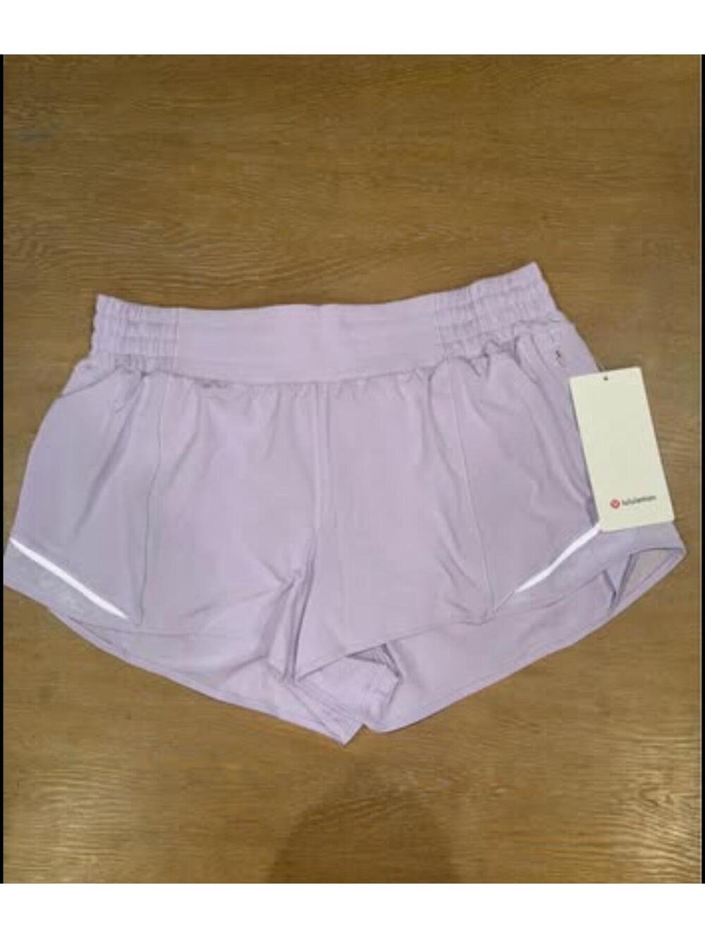 Lululemon Hotty Hot High-Rise Lined Short 2.5" Lilac Ether SIZE 12 NWT